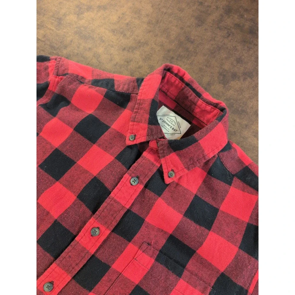 St Johns Bay Mens Small Red Black Buffalo Check Flannel Button Down Shirt Cotton